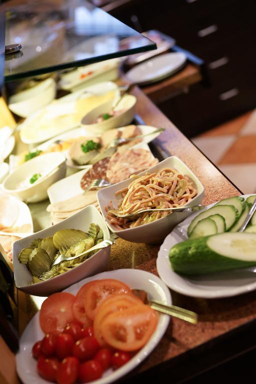 Hotel Pieper เทรียร์ ภายนอก รูปภาพ