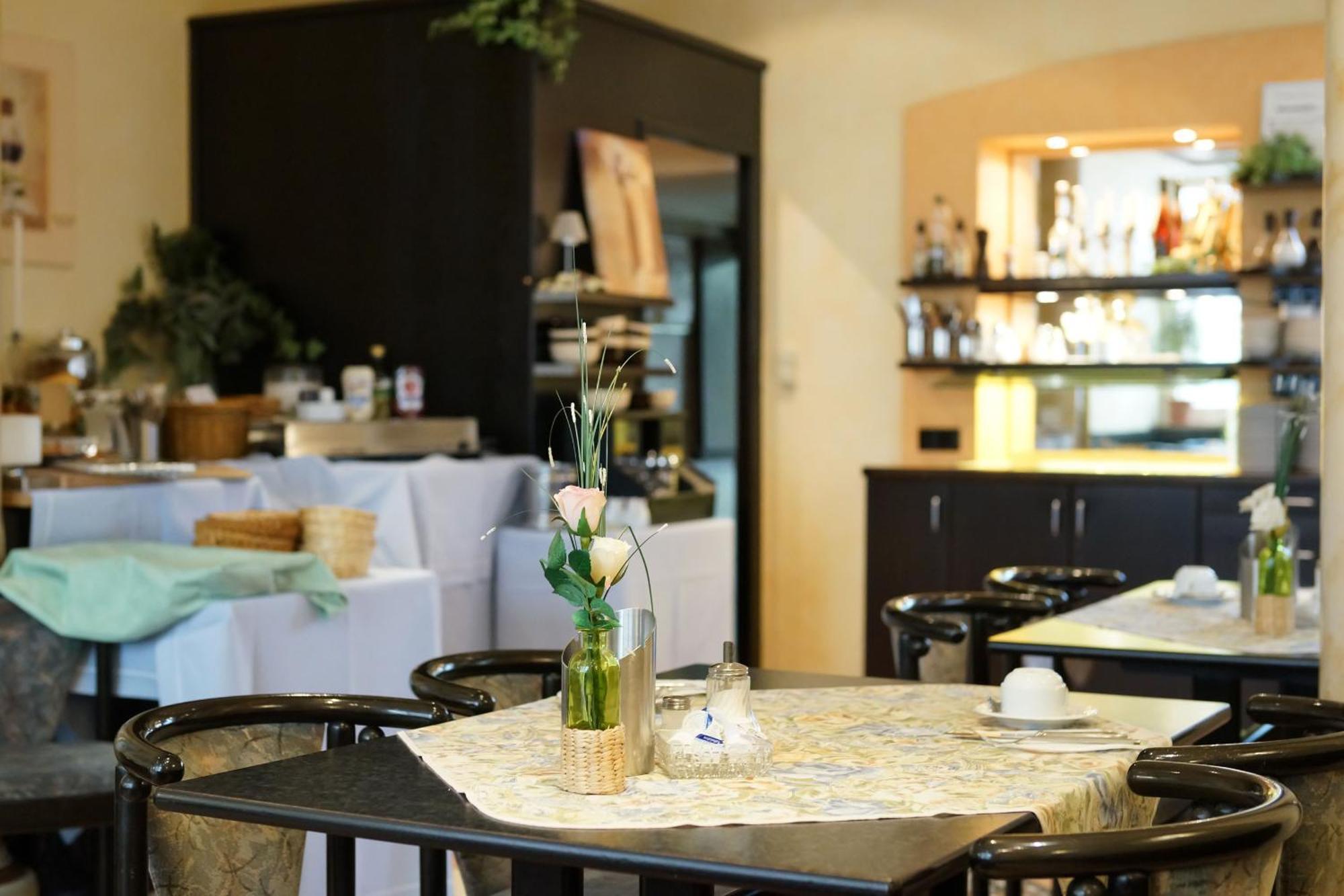 Hotel Pieper เทรียร์ ภายนอก รูปภาพ